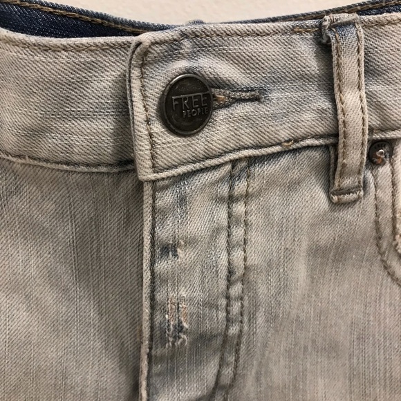 Free People Destroyed Denim Shorts 29 white wash - Picture 5 of 10